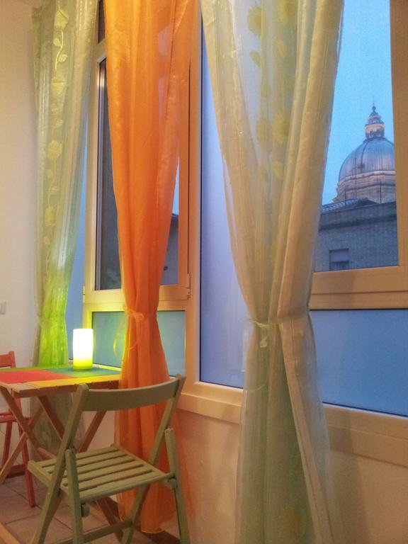 La Corte Degli Angeli Locazioni Turistiche Asís Habitación foto